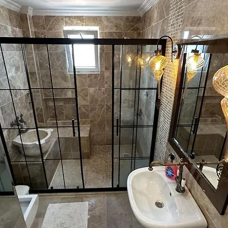 Appartement Konyaalti Denizin Uestuende Gemi Ev *